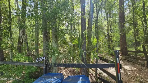 6324 Lannie Road Jacksonville FL 32218