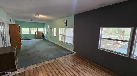 6324 Lannie Road Jacksonville FL 32218