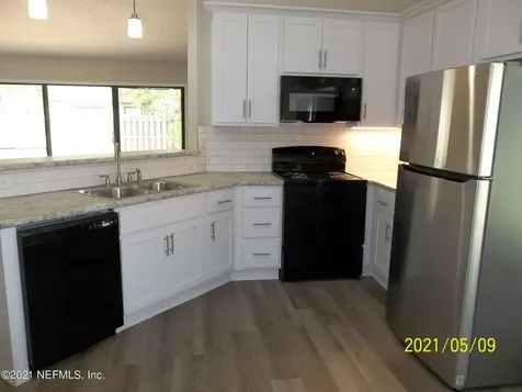 8072 Kilwinning Lane Jacksonville FL 32244