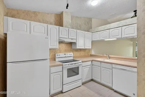 3801 Crown Point Road Jacksonville FL 32257
