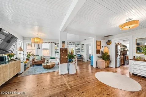 809 2nd Street S Jacksonville Beach FL 32250