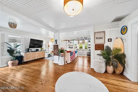 809 2nd Street S Jacksonville Beach FL 32250