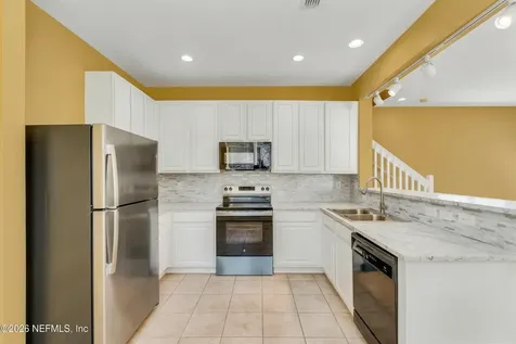 7990 Baymeadows Road E Jacksonville FL 32256