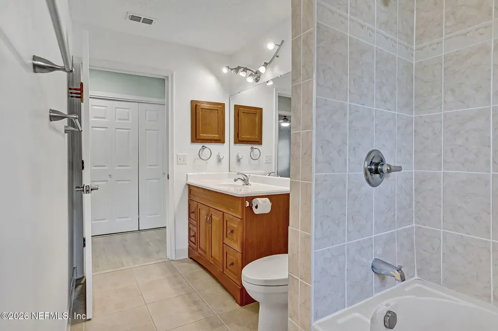 1090 Tolkien Lane Jacksonville FL 32225