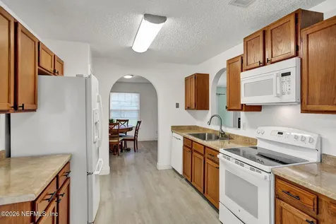 1090 Tolkien Lane Jacksonville FL 32225