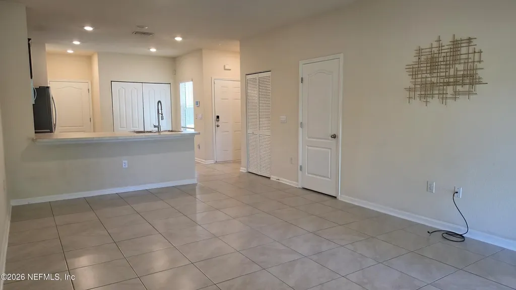 7680 Legacy Trail Jacksonville FL 32256