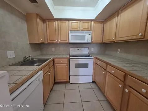 1603 Challenger Court W Jacksonville FL 32233