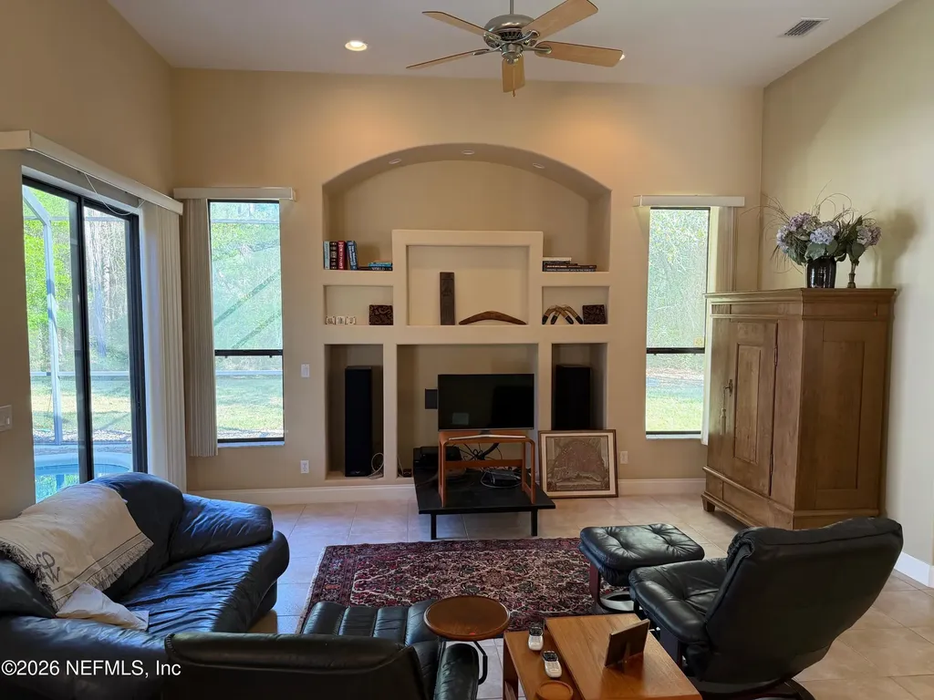 31 Woodhollow Lane Palm Coast FL 32164