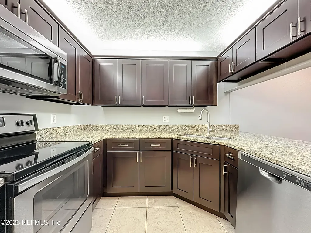 3801 Crown Point Road Jacksonville FL 32257