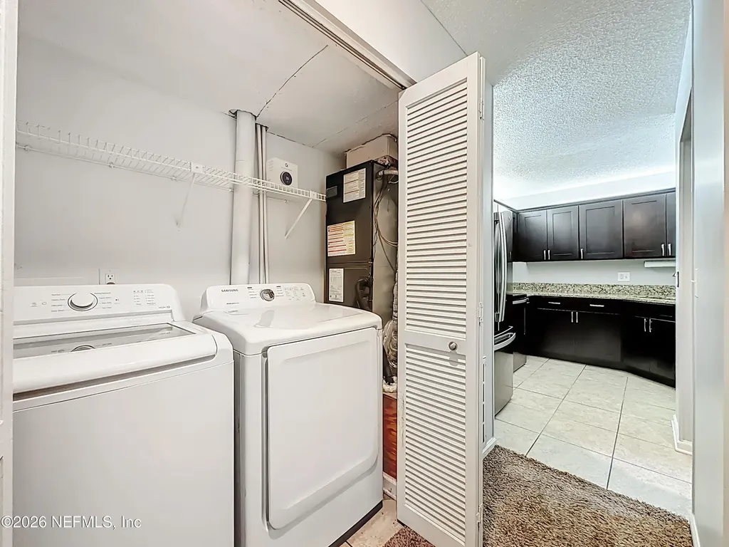 3801 Crown Point Road Jacksonville FL 32257