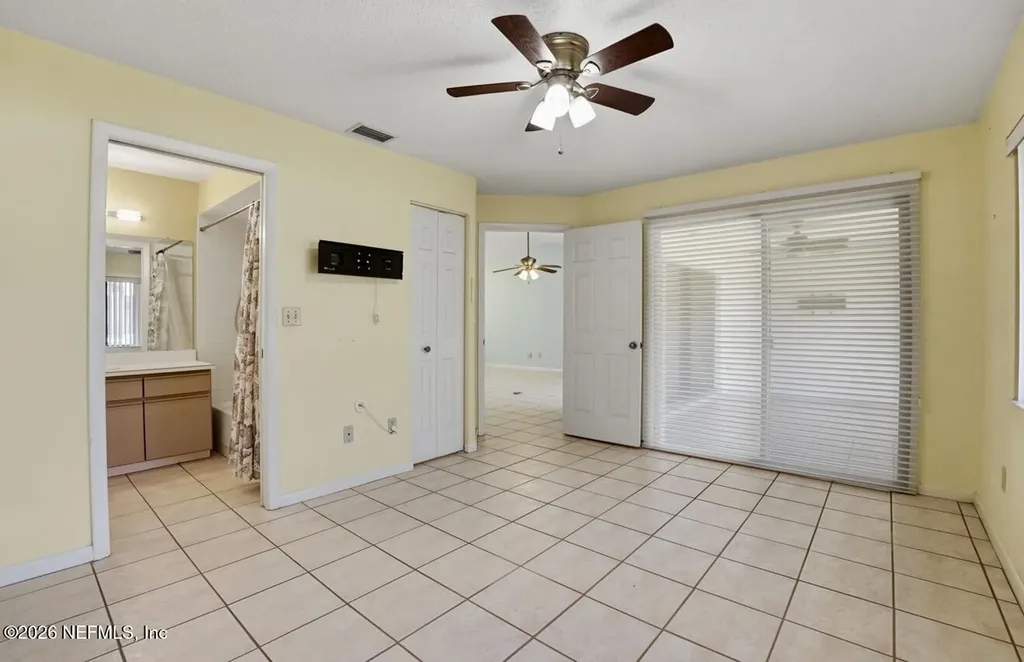 10 Lake Forest Circle N Palm Coast FL 32137