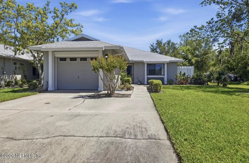10 Lake Forest Circle N Palm Coast FL 32137