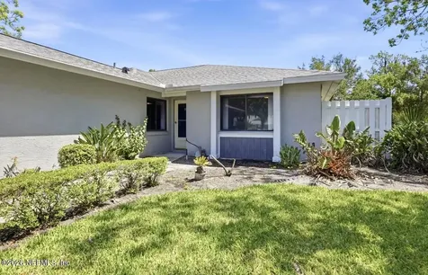 10 Lake Forest Circle N Palm Coast FL 32137