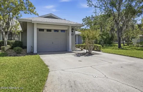 10 Lake Forest Circle N Palm Coast FL 32137