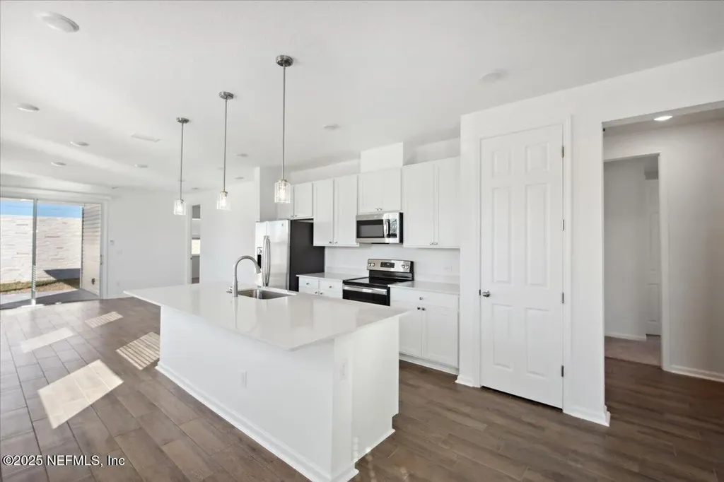 7212 Red Timber Road Jacksonville FL 32244