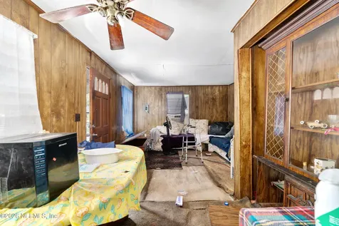 502 SE 15th Street Gainesville FL 32641