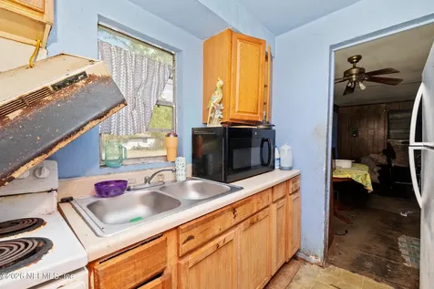 502 SE 15th Street Gainesville FL 32641