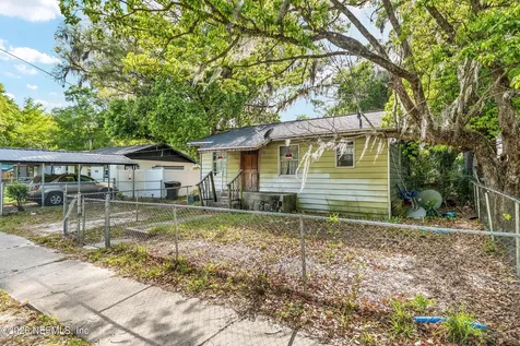 502 SE 15th Street Gainesville FL 32641