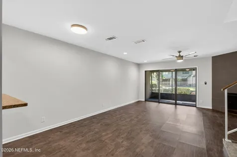 7701 Baymeadows Circle W Jacksonville FL 32256
