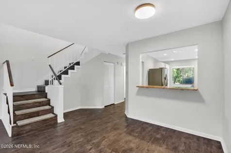 7701 Baymeadows Circle W Jacksonville FL 32256