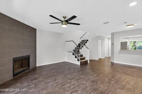 7701 Baymeadows Circle W Jacksonville FL 32256