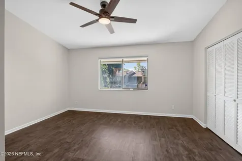 7701 Baymeadows Circle W Jacksonville FL 32256