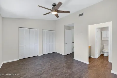 7701 Baymeadows Circle W Jacksonville FL 32256
