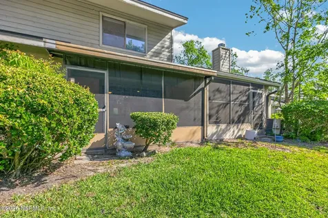 7701 Baymeadows Circle W Jacksonville FL 32256
