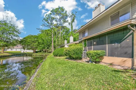 7701 Baymeadows Circle W Jacksonville FL 32256