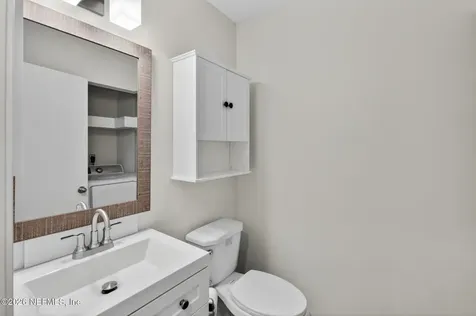 7701 Baymeadows Circle W Jacksonville FL 32256
