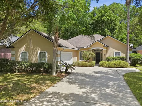 820 W Cumberland Court St. Johns FL 32259