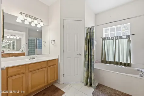 820 W Cumberland Court St. Johns FL 32259