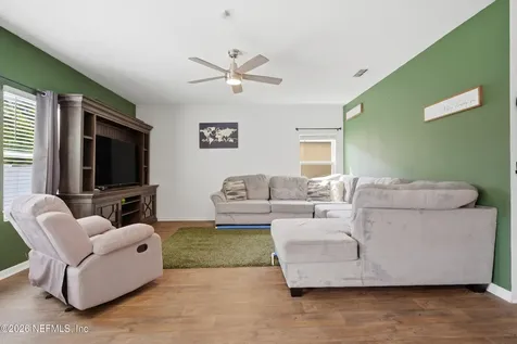 2836 Oak Stream Drive Green Cove Springs FL 32043