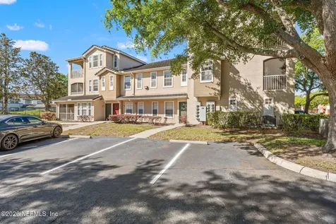 10075 Gate Parkway N Jacksonville FL 32246