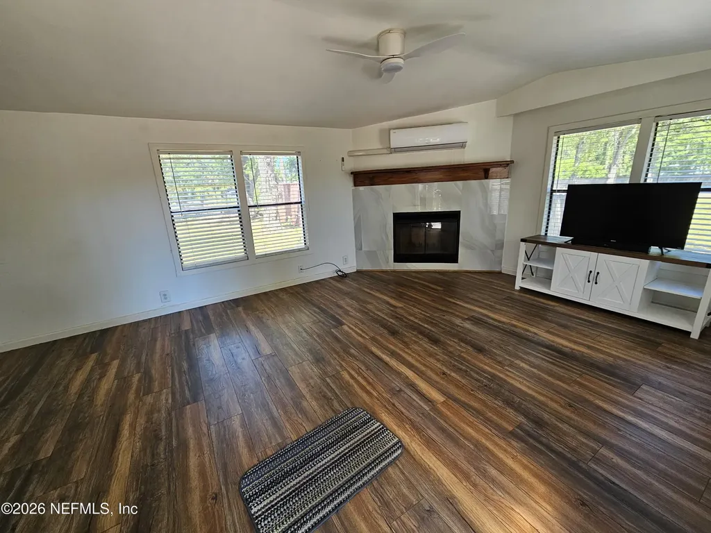 6715 Pickettville Road Jacksonville FL 32254