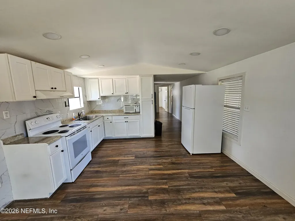 6715 Pickettville Road Jacksonville FL 32254