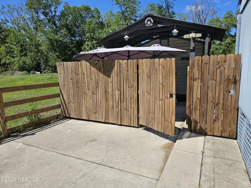6715 Pickettville Road Jacksonville FL 32254