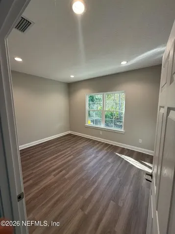 94 Robert Village St. Johns FL 32259