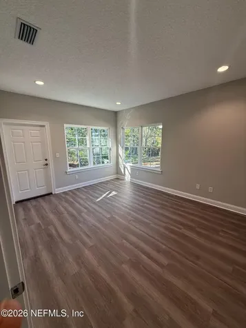 94 Robert Village St. Johns FL 32259