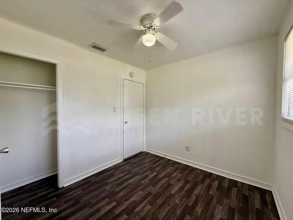 4623 Suffolk Avenue Jacksonville FL 32208