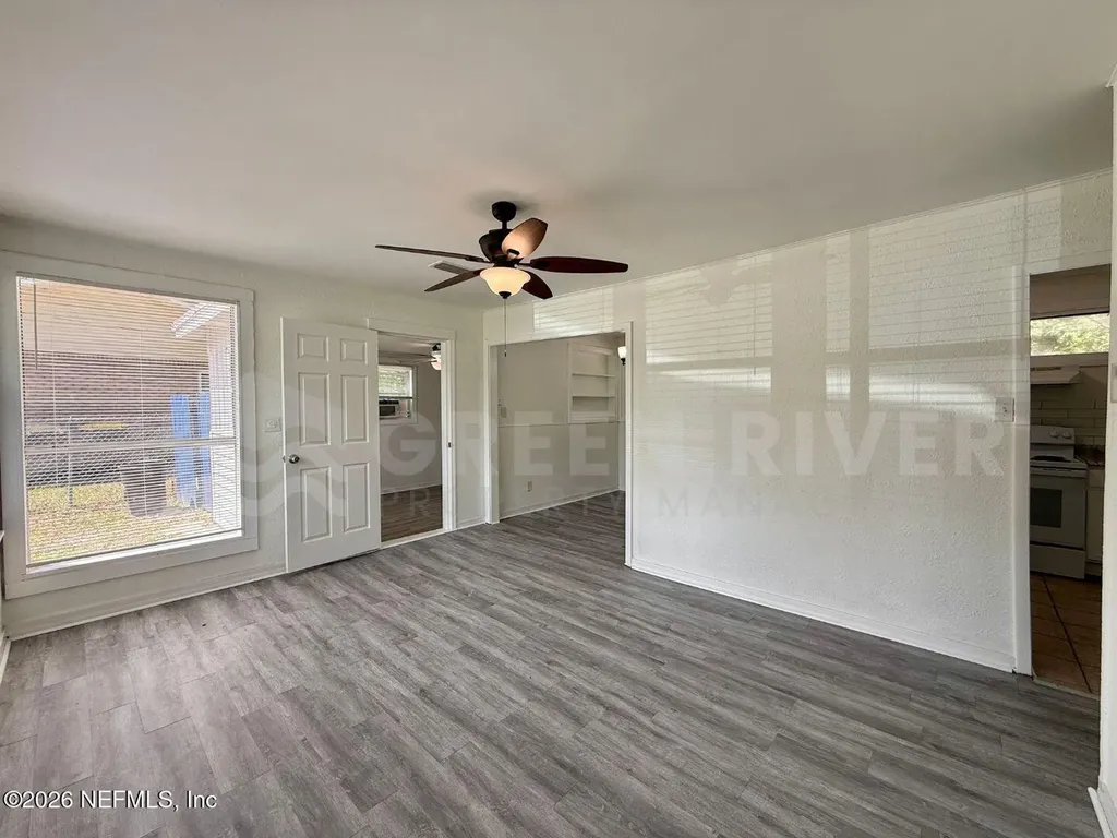 4623 Suffolk Avenue Jacksonville FL 32208