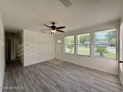 4623 Suffolk Avenue Jacksonville FL 32208