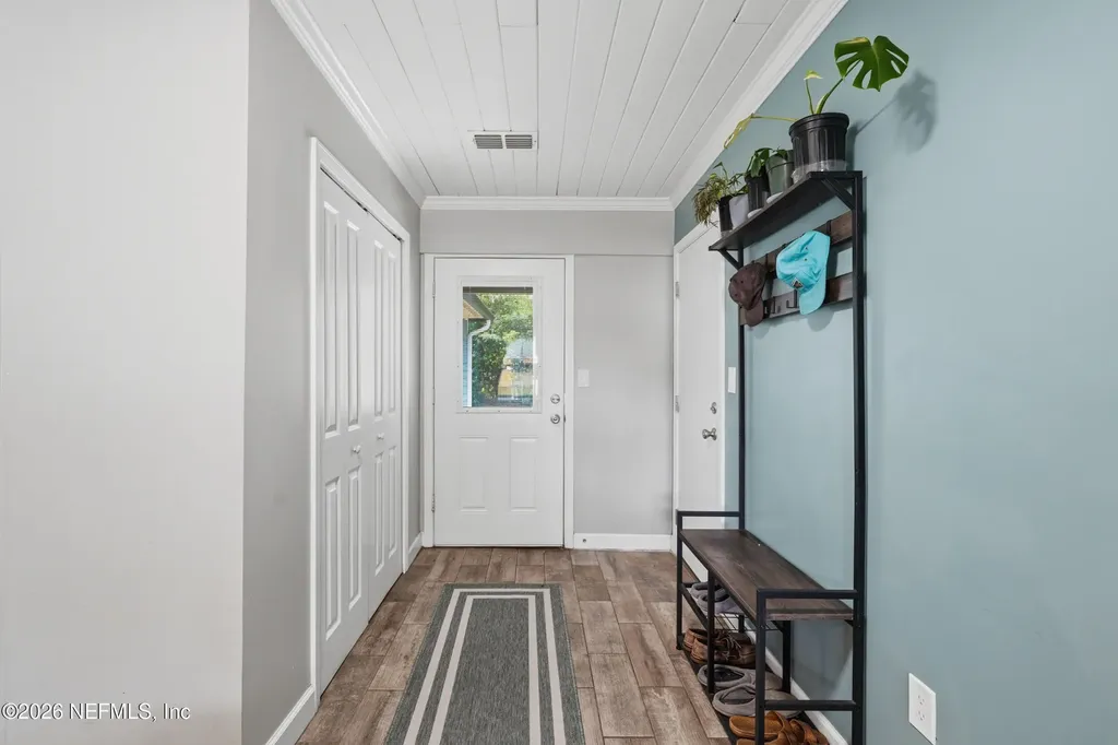 2032 Inwood Terrace Jacksonville FL 32207