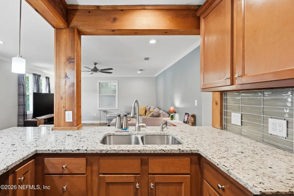 2032 Inwood Terrace Jacksonville FL 32207