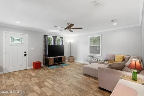 2032 Inwood Terrace Jacksonville FL 32207