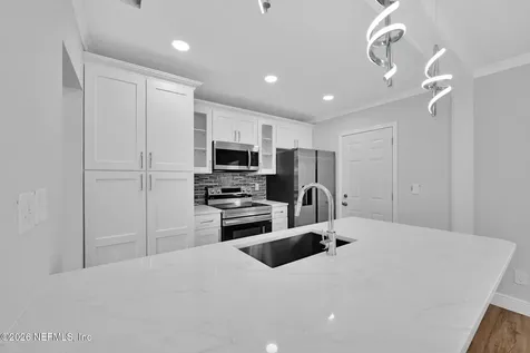 1322 Macarthur Street Jacksonville FL 32205