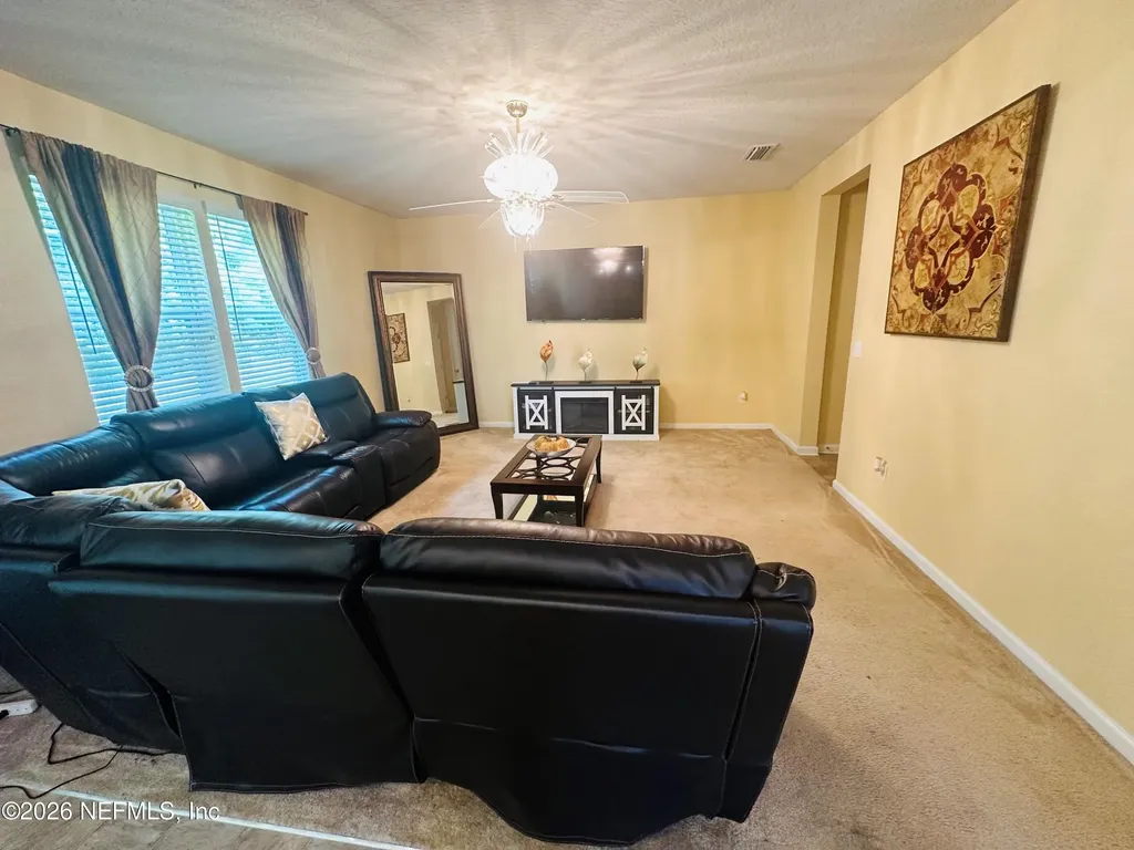12573 Green Meadow Drive Jacksonville FL 32218