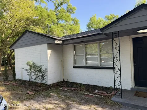 85064 Radio Avenue Yulee FL 32097