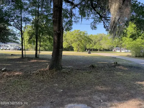 85064 Radio Avenue Yulee FL 32097
