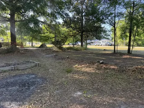 85064 Radio Avenue Yulee FL 32097